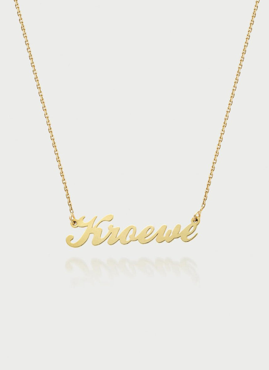 Carrie name necklace 14k gold - Studio Kroewe