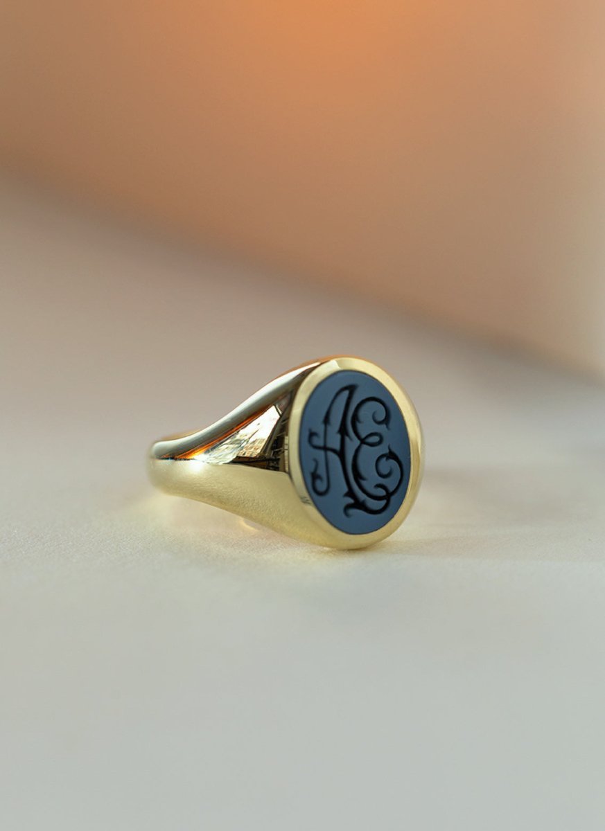 ガタージグ　Ring Ring the-gent-maddox-signet-ring-