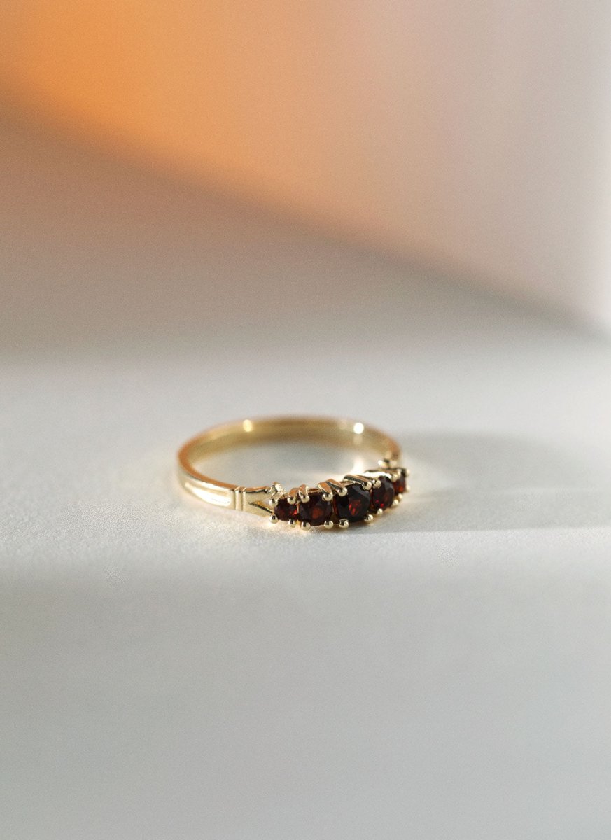 xavi-garnet-ring-14k-gold-