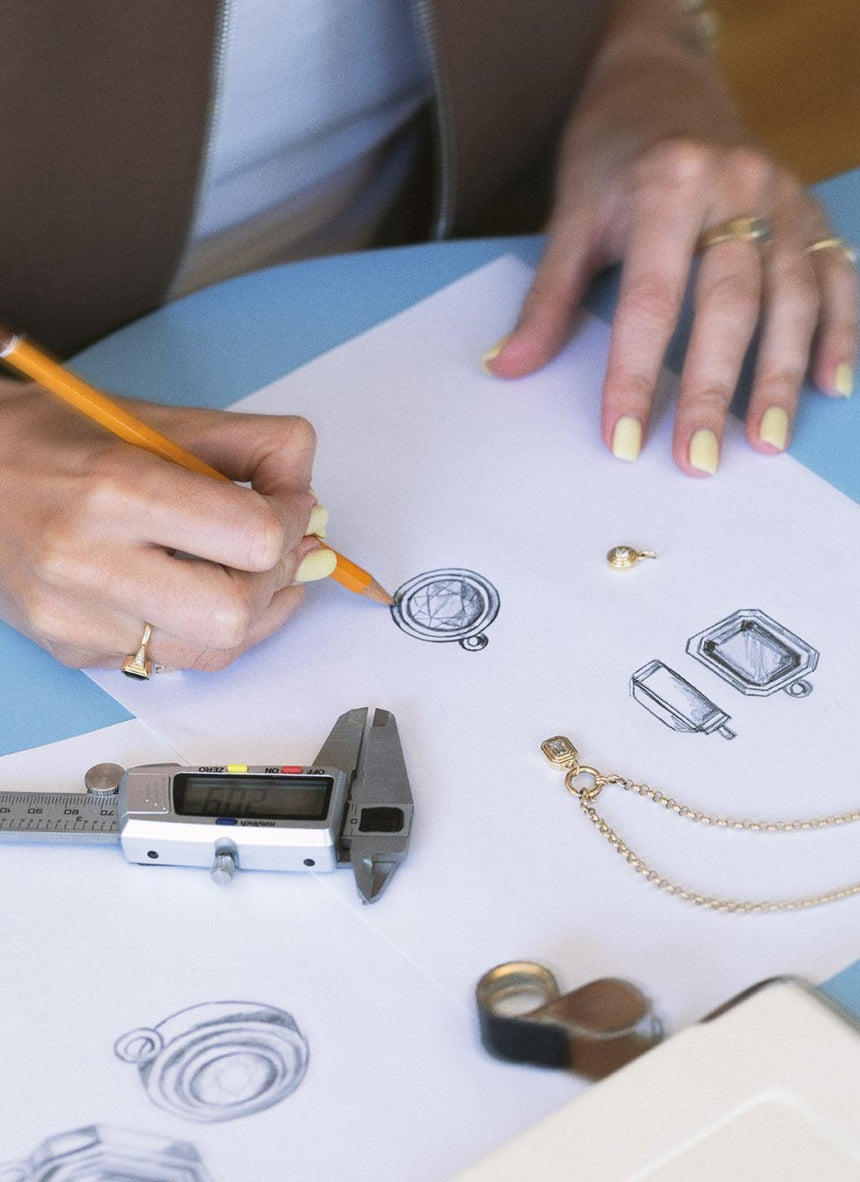 Gold jewelry as the perfect gift: give a lasting memory - Studio Kroewe