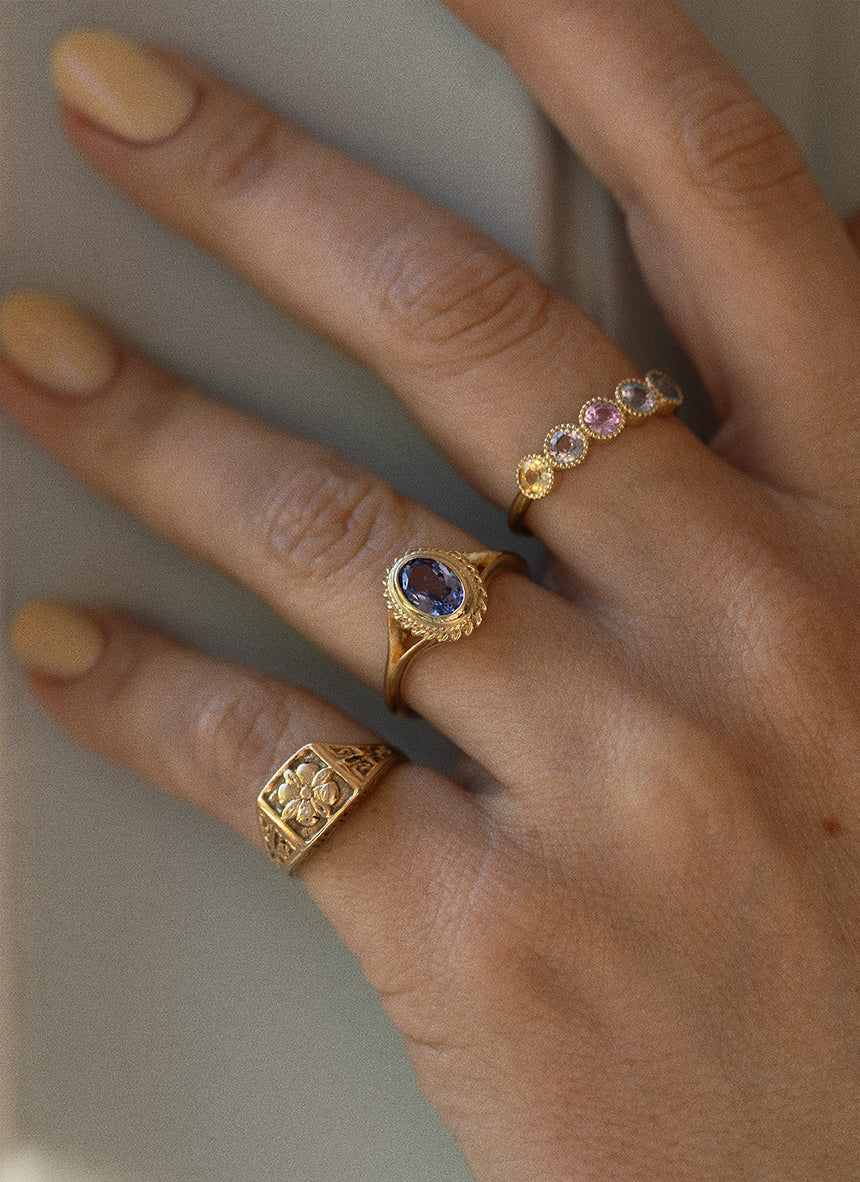 Limited Edition - Aurie tanzanite ring 14k gold