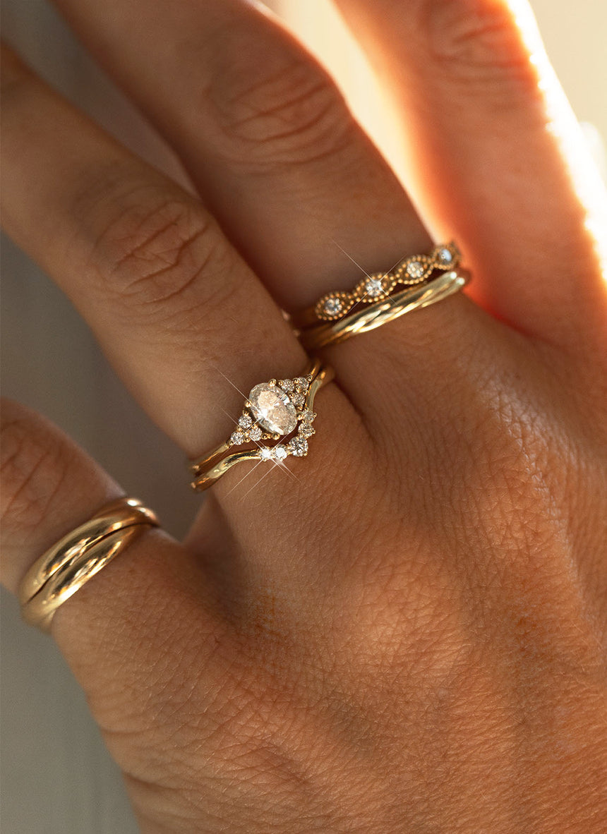 Noa emerald cut diamond ring 14k gold - Studio Kroewe