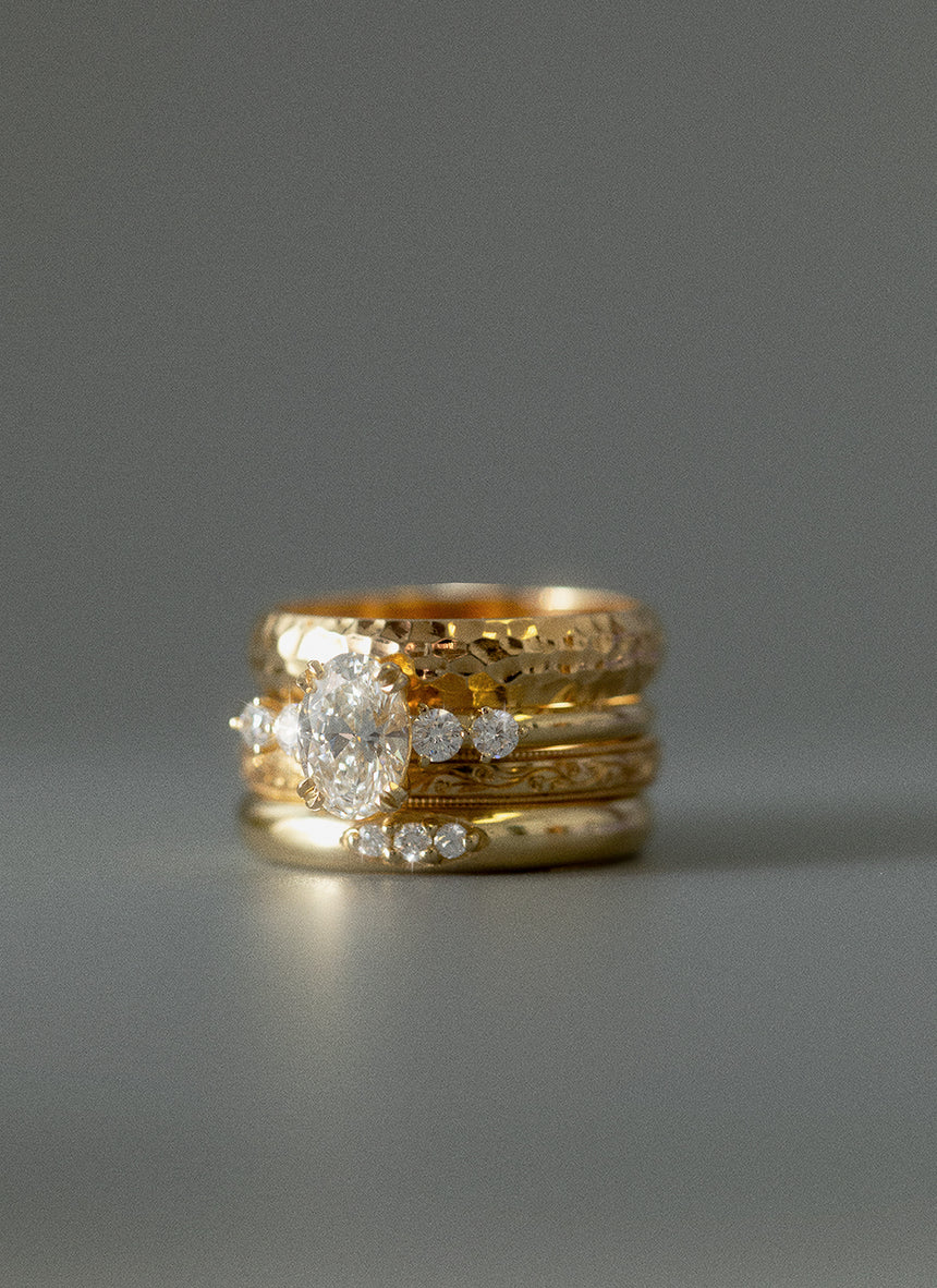 Alison oval diamond ring 14k gold - Studio Kroewe