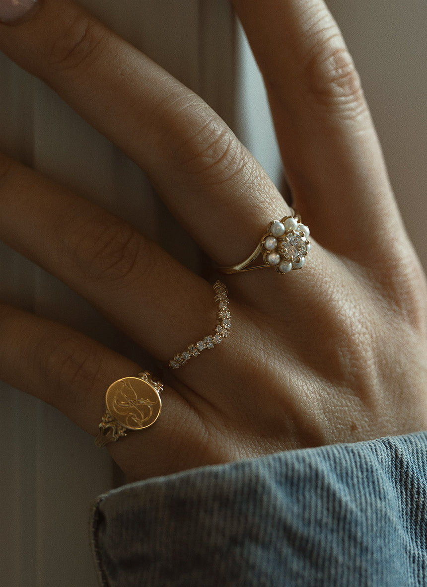 Lauren brilliant cut diamond pearl entourage ring 14k gold