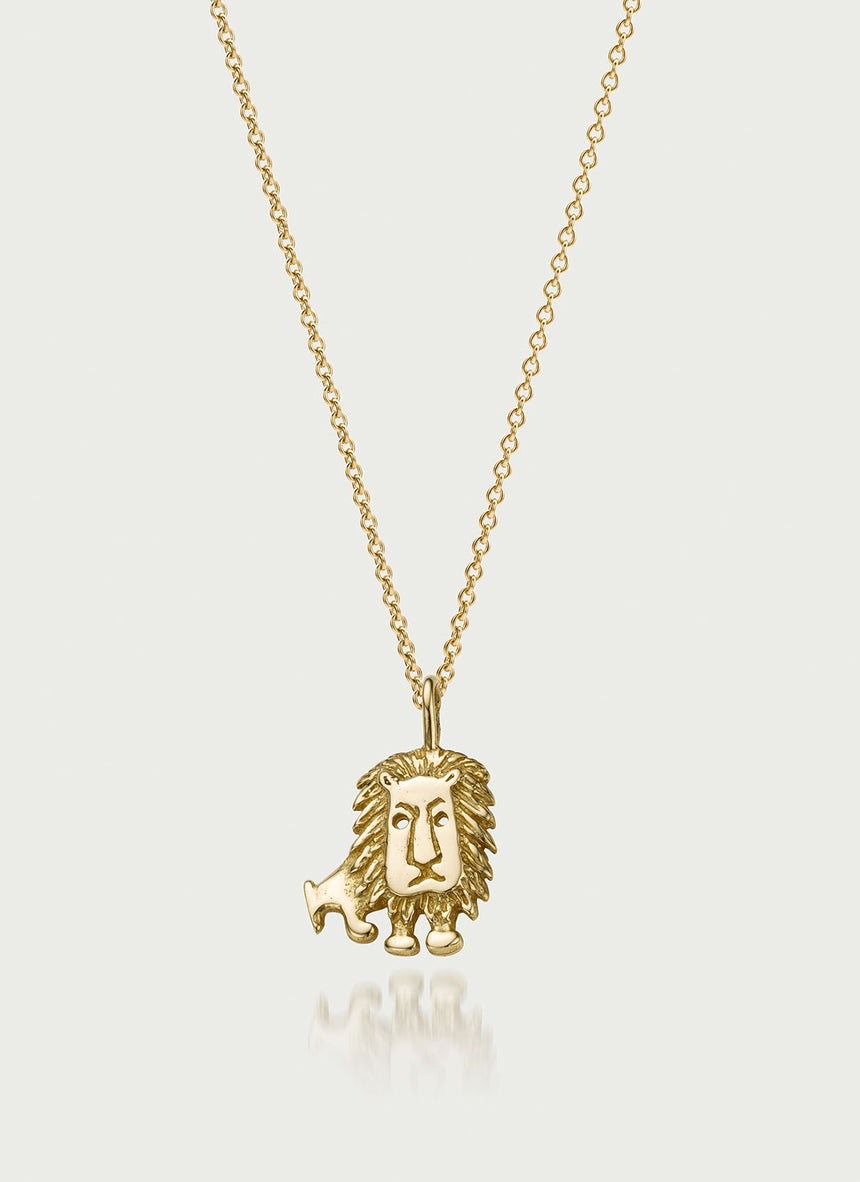 Daisy lion charm 14k gold