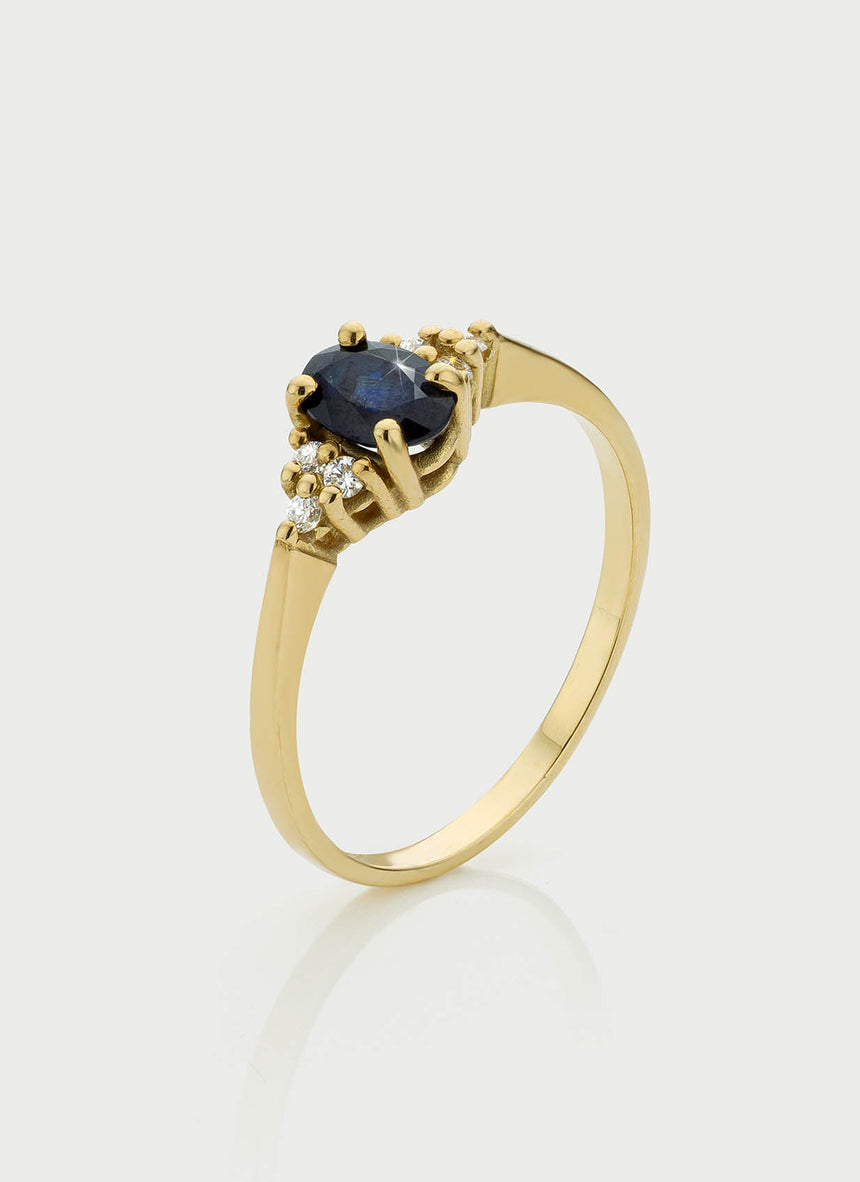 Koop ring in wit goud gezet met blauwe saffier en diamant van de designer!