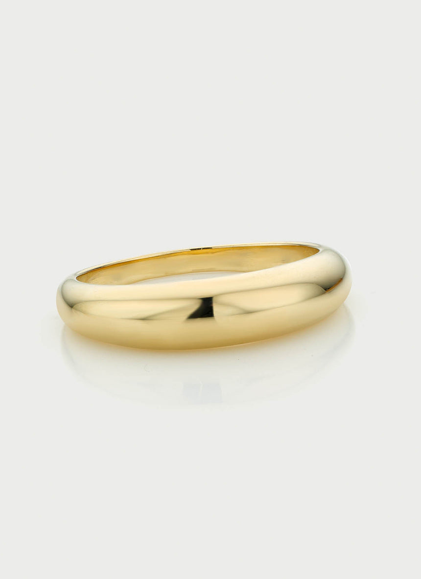 Goldie signet ring 14k gold - Studio Kroewe