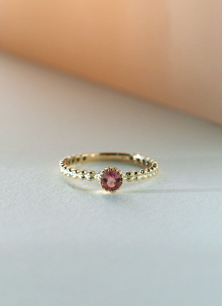 Caes garnet january birthstone ring 14k gold