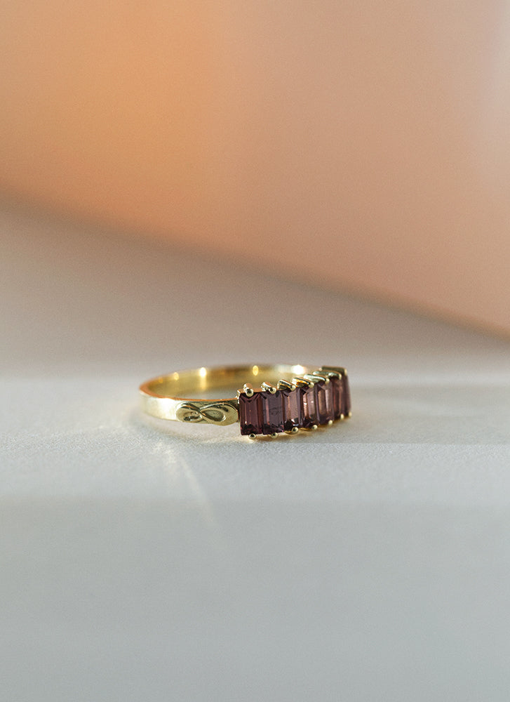 Gigi rhodolite 14k gold ring