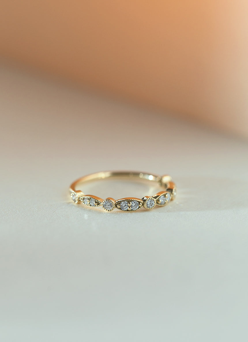 Irina diamond ring 14k gold