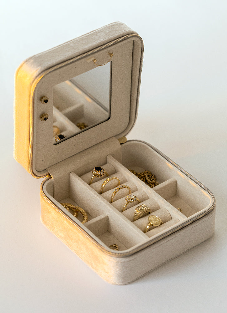 Velvet square jewelry box