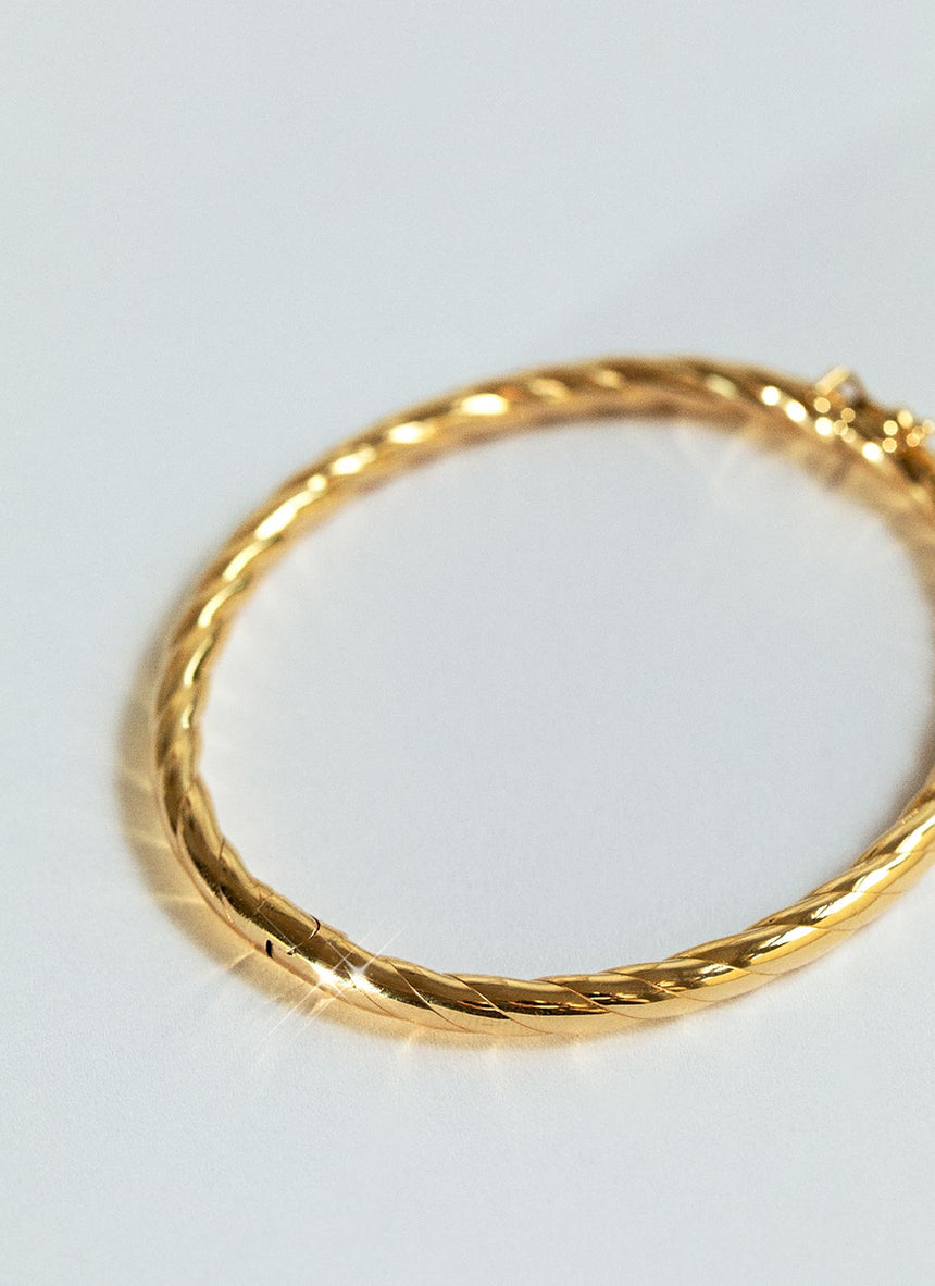 Twisted 4mm bangle 14k goud