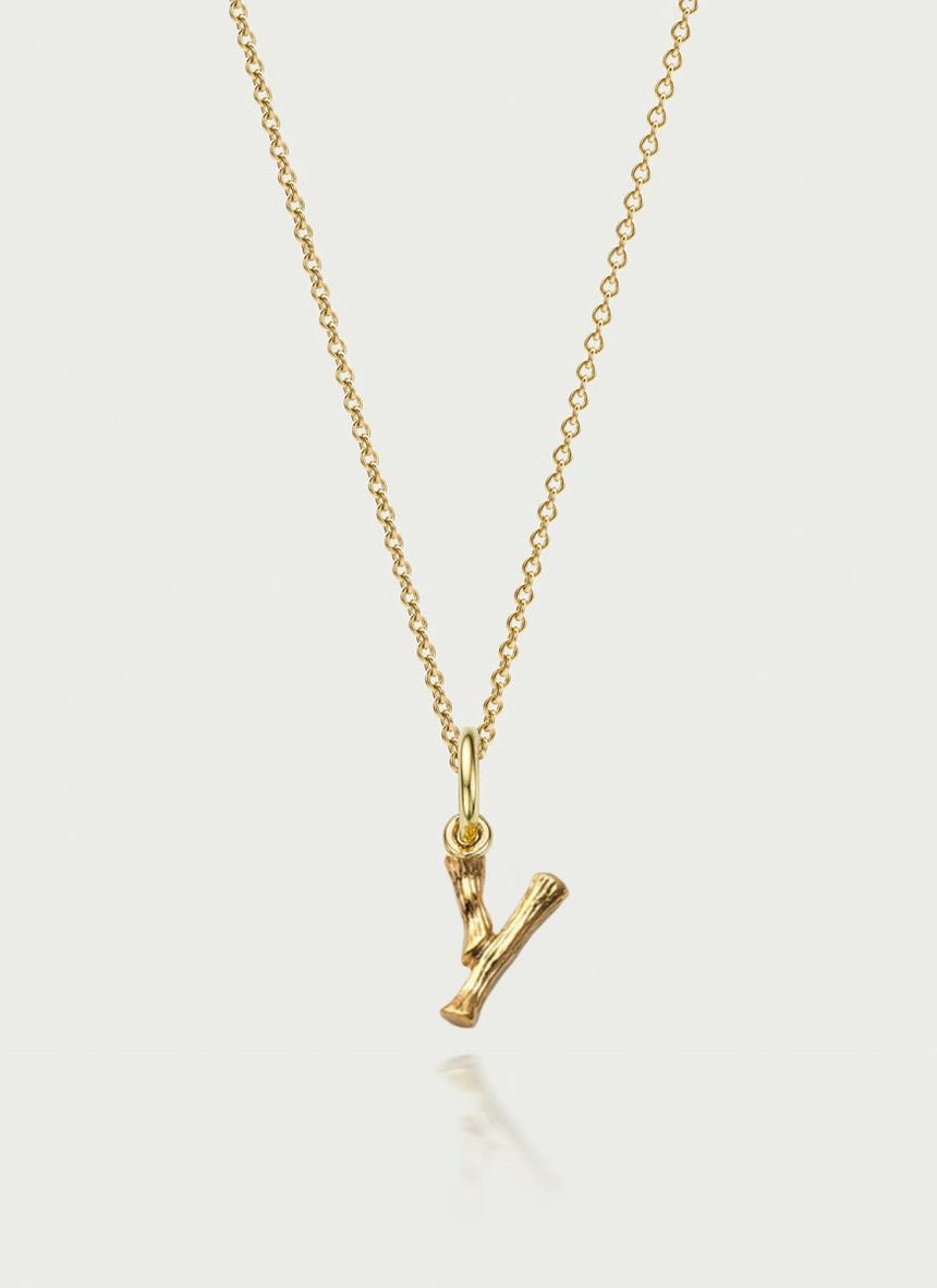 Bamboo alphabet charm 14k gold - Studio Kroewe