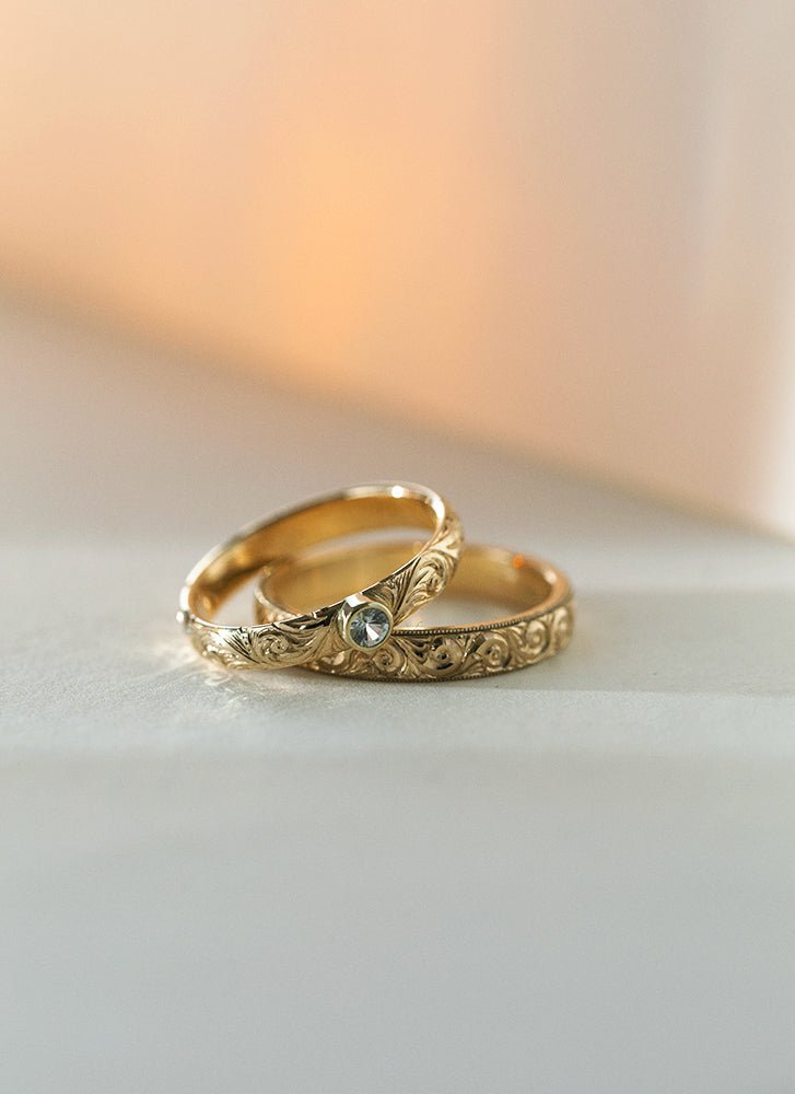Blake scroll ring 14k gold - Studio Kroewe