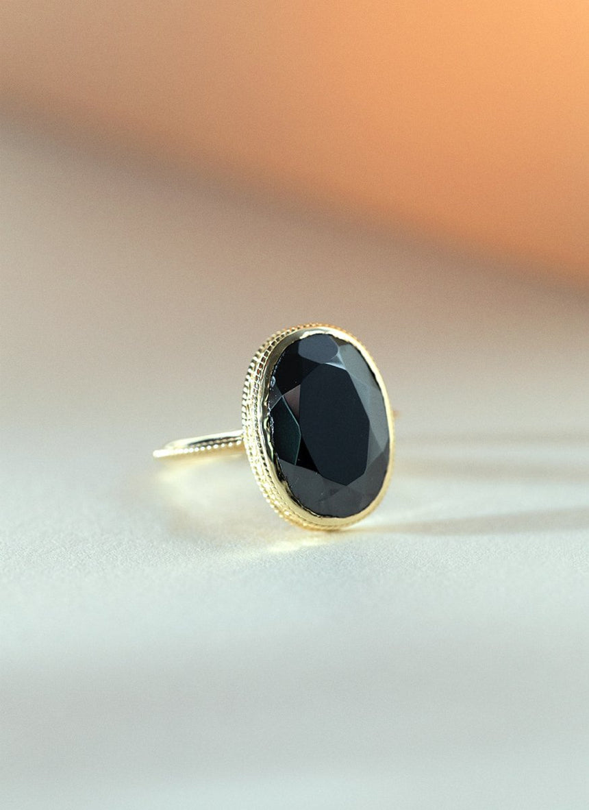 Limited Edition - Frankie golden beryl ring 14k gold - Studio Kroewe
