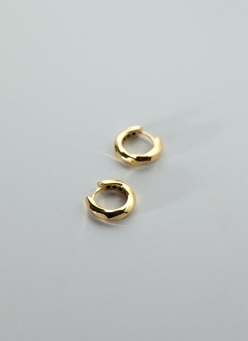 Saray twist earrings 14k gold - Studio Kroewe