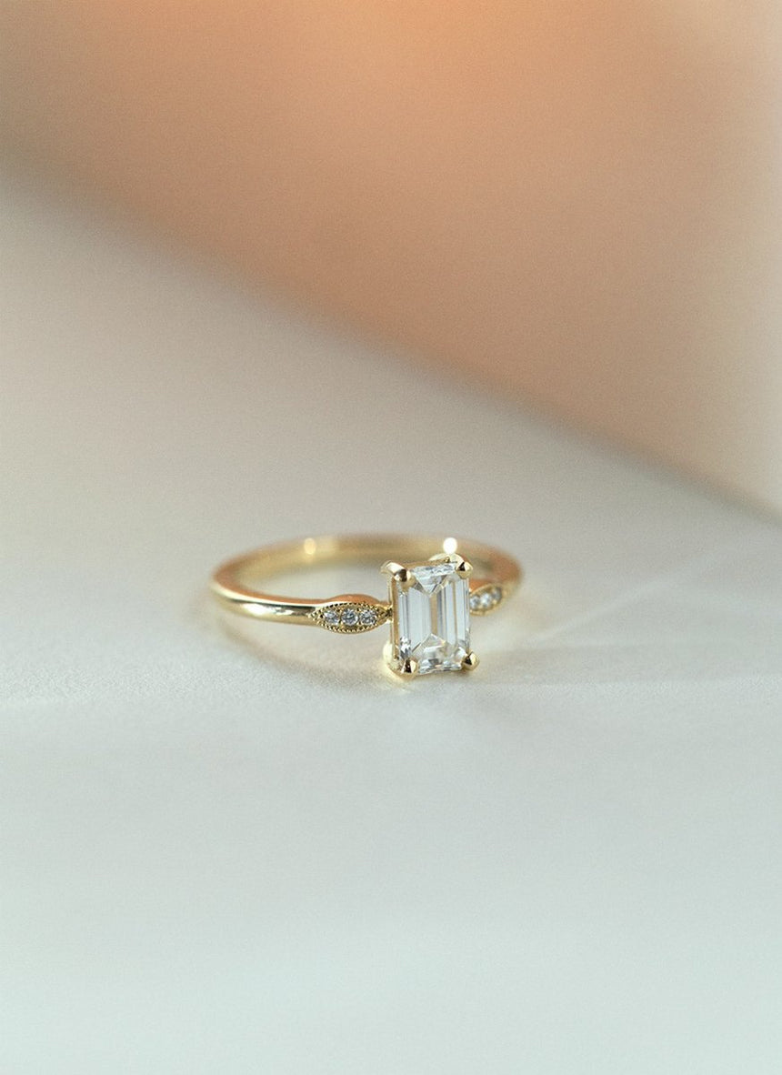 Limited Edition | Rumi green blue sapphire ring 14k gold - Studio Kroewe