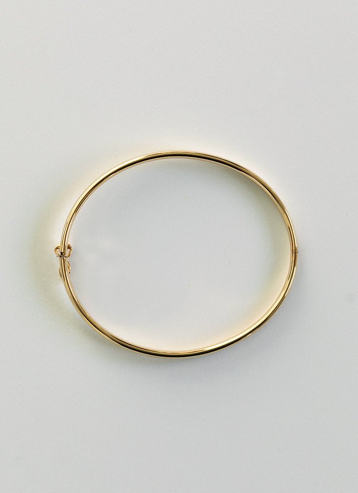 Classic oval 4mm bangle 14k gold - Studio Kroewe