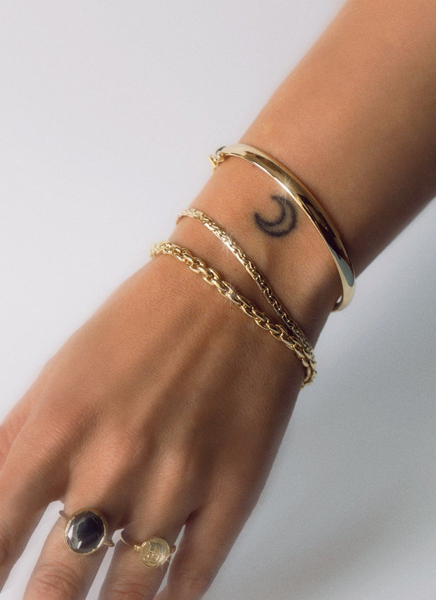Grace tubo bracelet 14k gold - Studio Kroewe