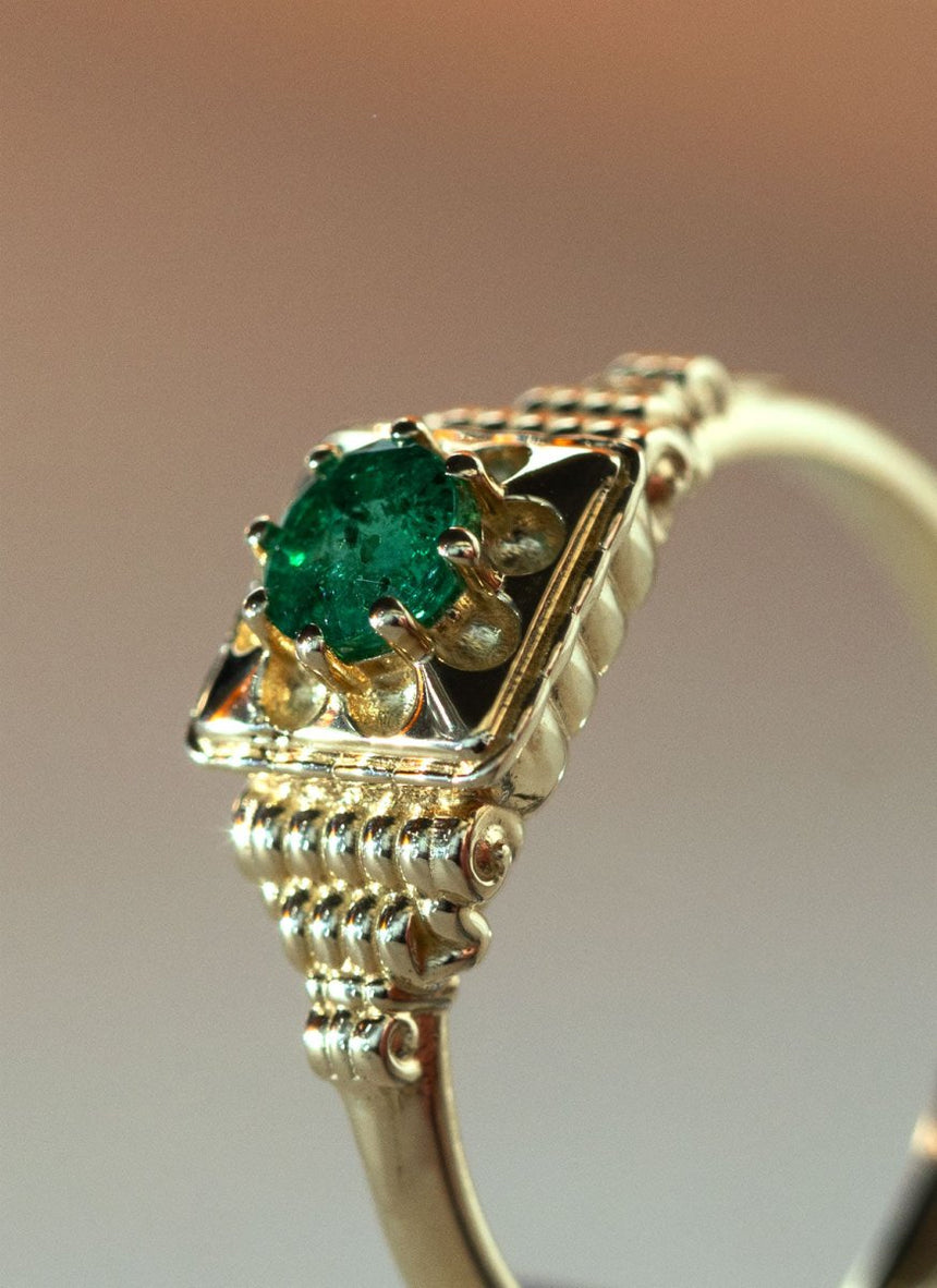 Clover emerald ring 14k gold - Studio Kroewe