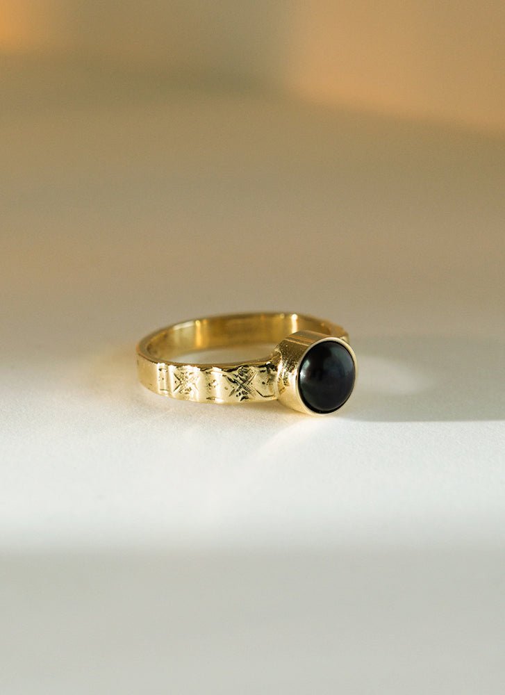 Coco black pearl ring 14k gold - Studio Kroewe