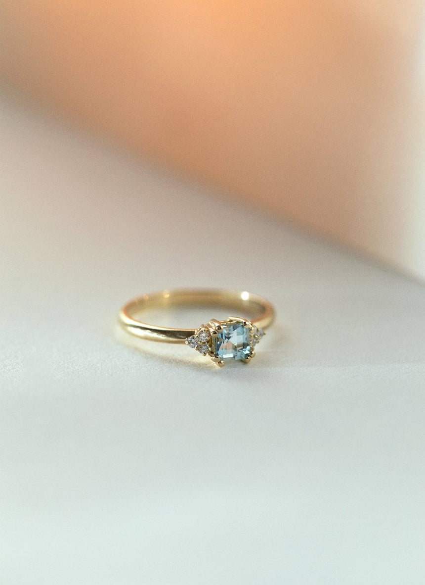 Timmy diamond topaz ring 14k gold - Studio Kroewe