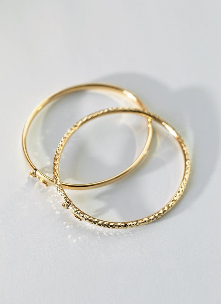 Diamond cut 3mm bangle 14k gold - Studio Kroewe