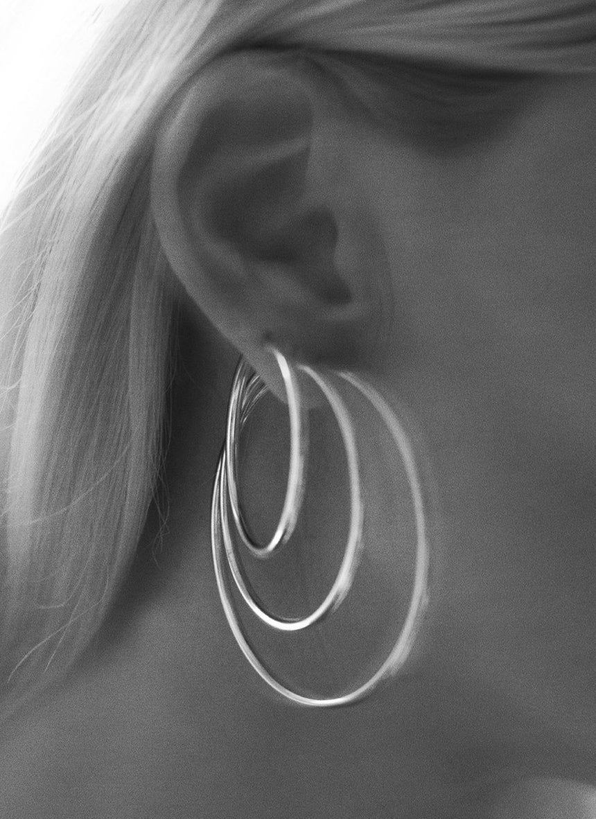 Dre hoop earrings 14k gold - Studio Kroewe