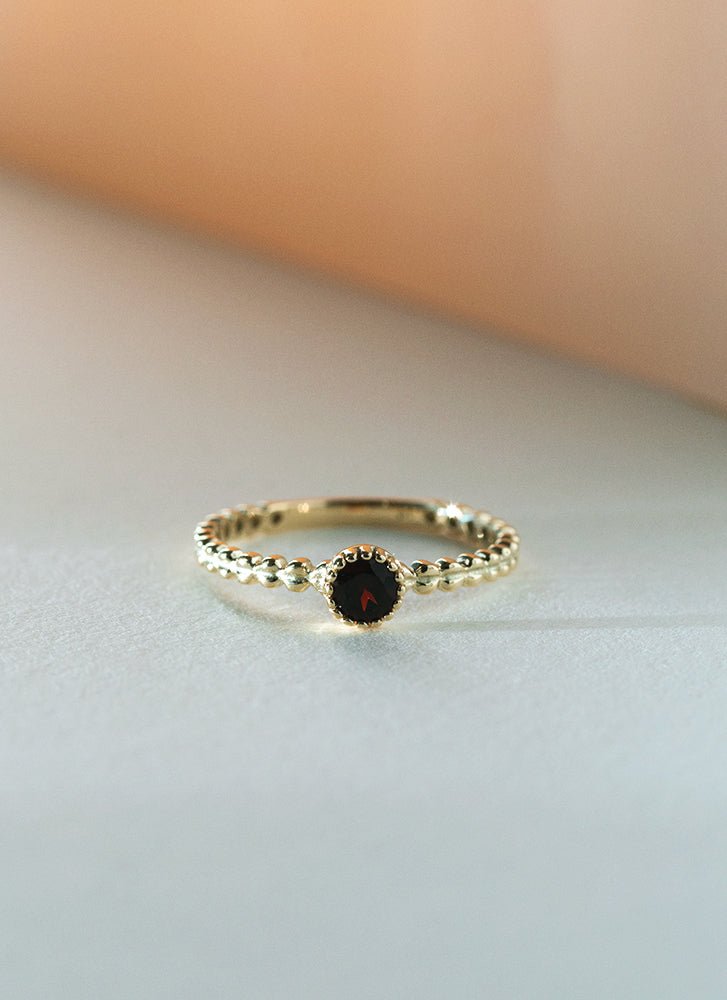 Edie garnet january birthstone ring 14k gold - Studio Kroewe