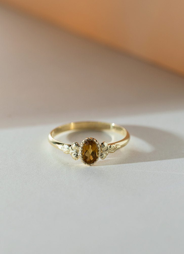 Georgia diamond ring 14k gold - Studio Kroewe