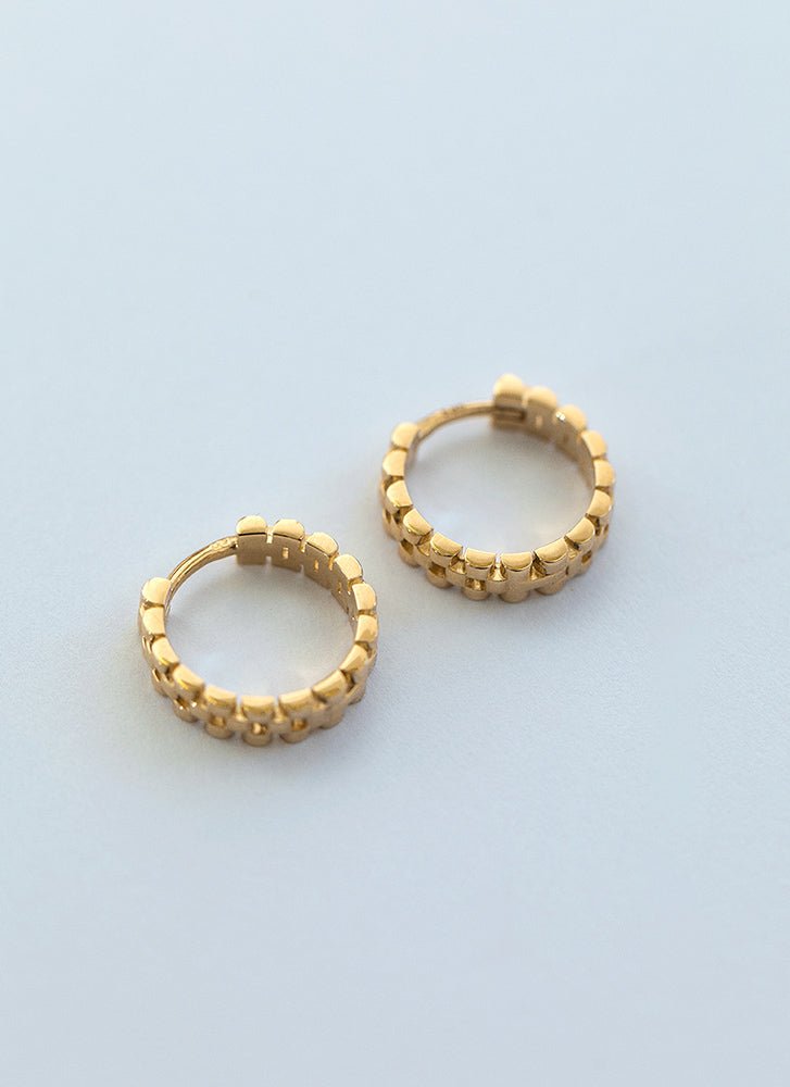 Lee structured hoops 14k gold - Studio Kroewe