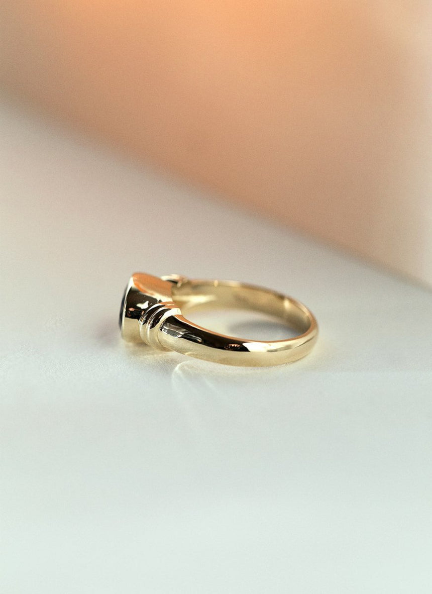 Frankie smoky quartz ring 14k gold - Studio Kroewe