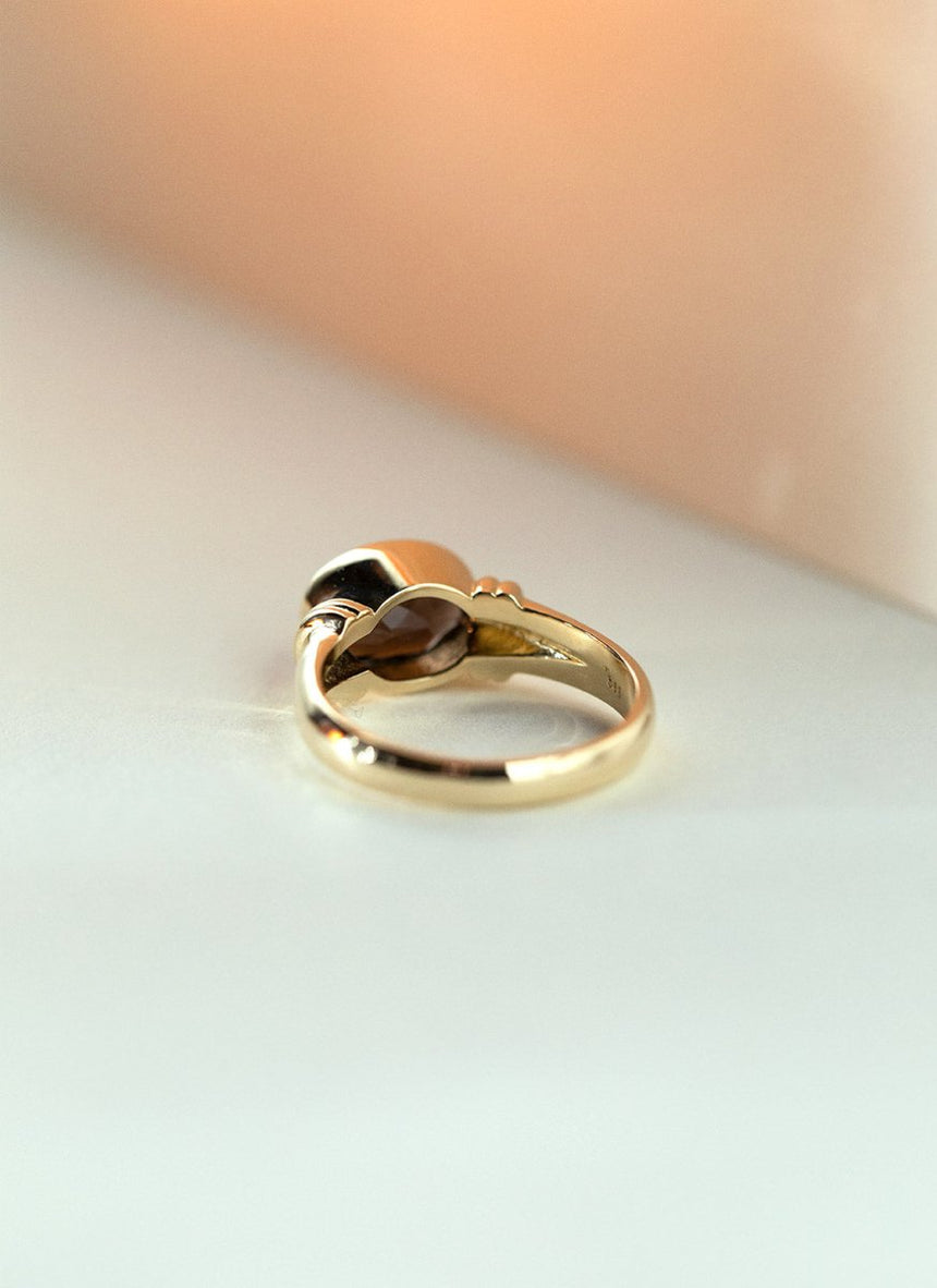 Frankie smoky quartz ring 14k gold - Studio Kroewe