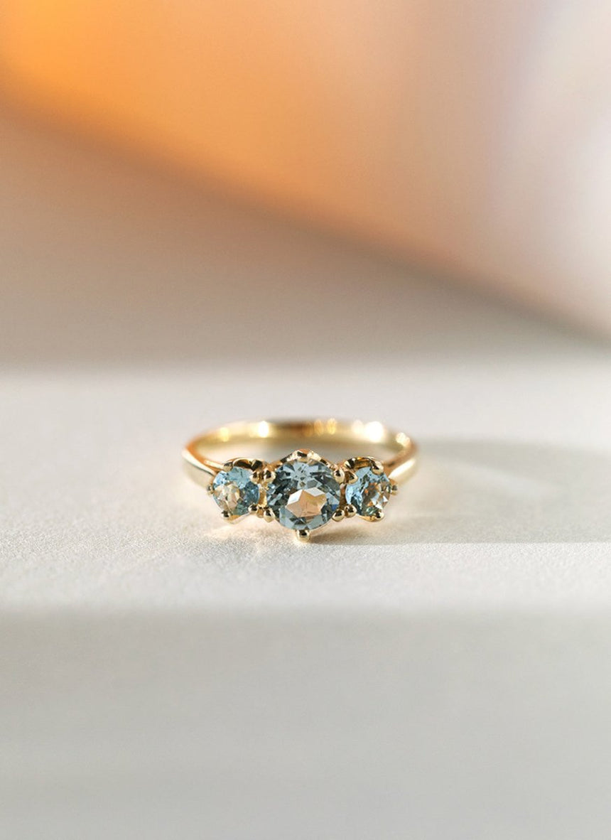 Frida aquamarine ring 14k gold - Studio Kroewe
