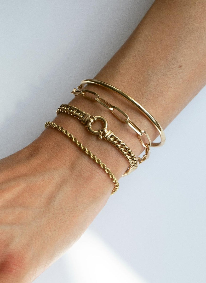 Prim twisted earrings 14k gold - Studio Kroewe