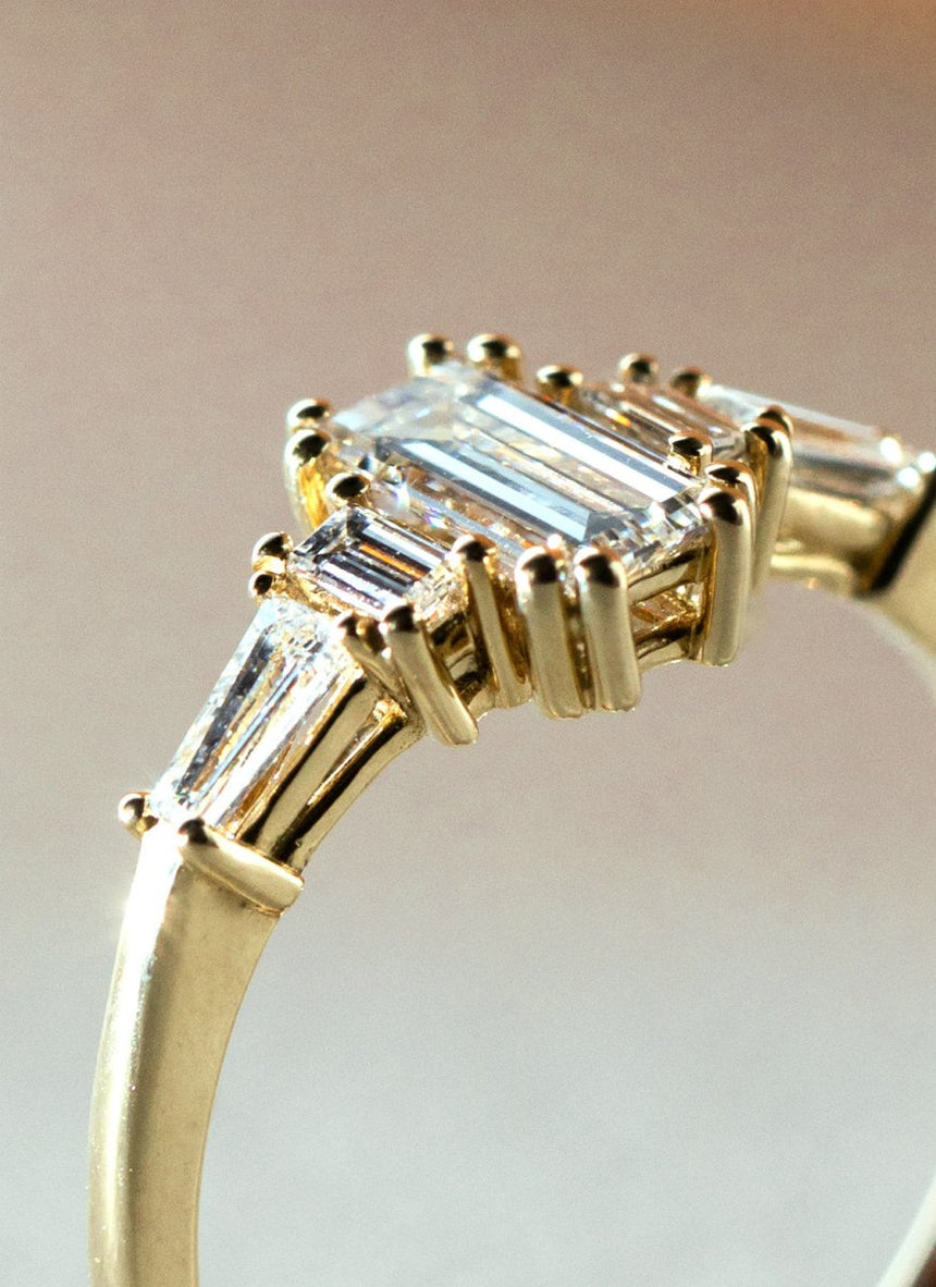 Edie tanzanite december birthstone ring 14k gold - Studio Kroewe