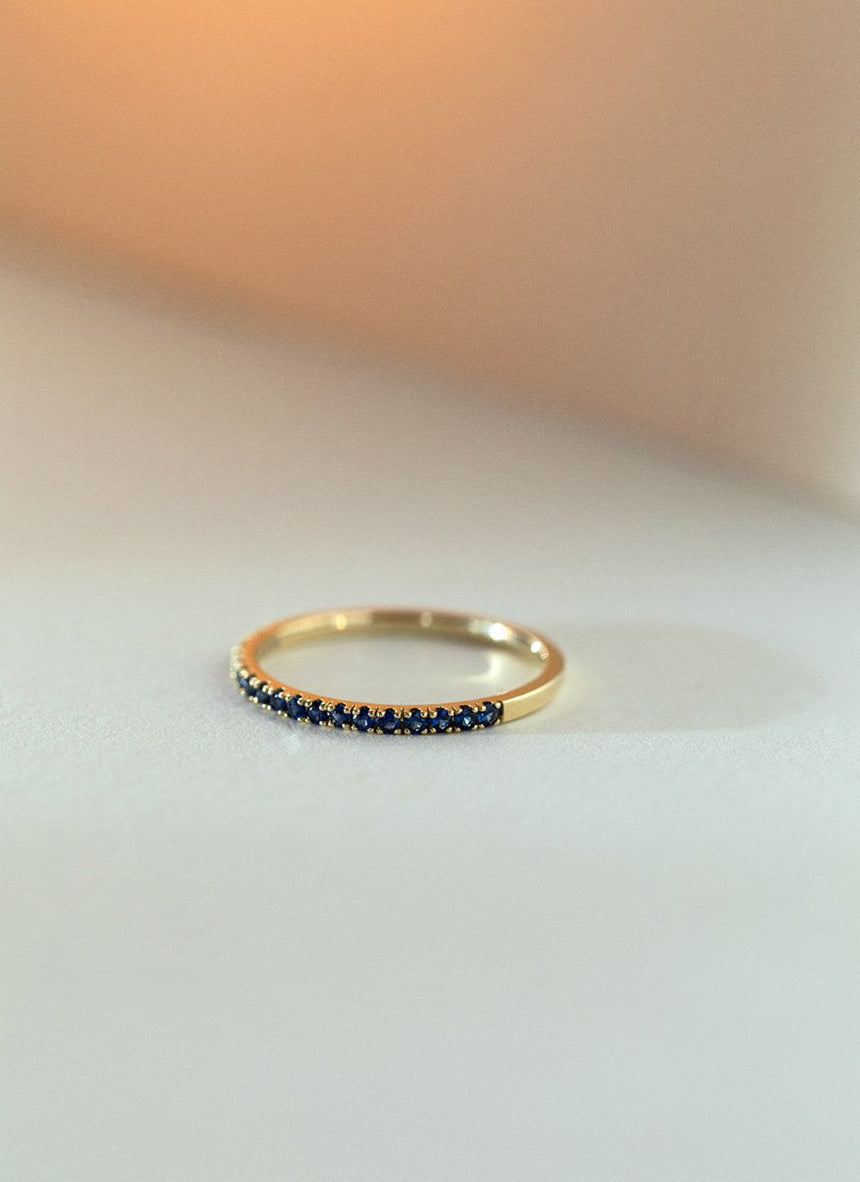 Jady sapphire ring 14k gold - Studio Kroewe