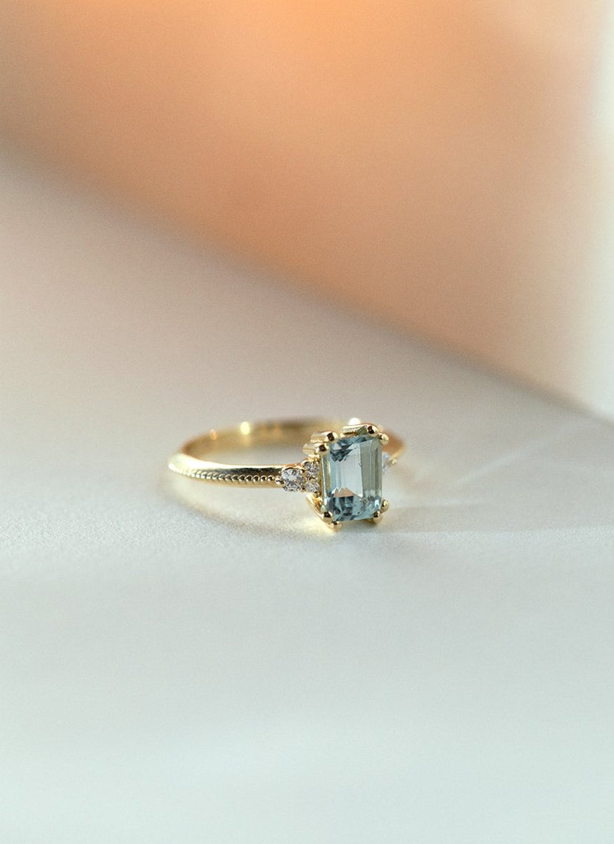 Timmy diamond topaz ring 14k gold - Studio Kroewe