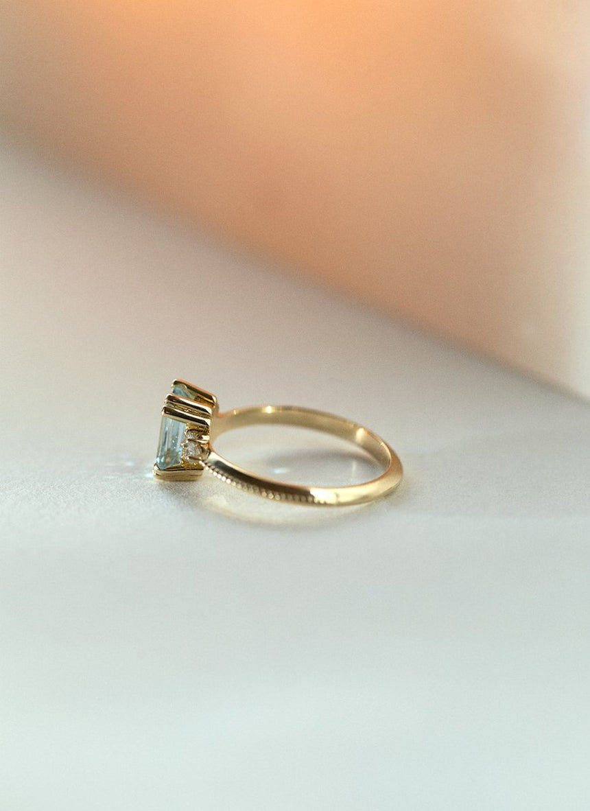 Judy aquamarine diamond ring 14k gold - Studio Kroewe