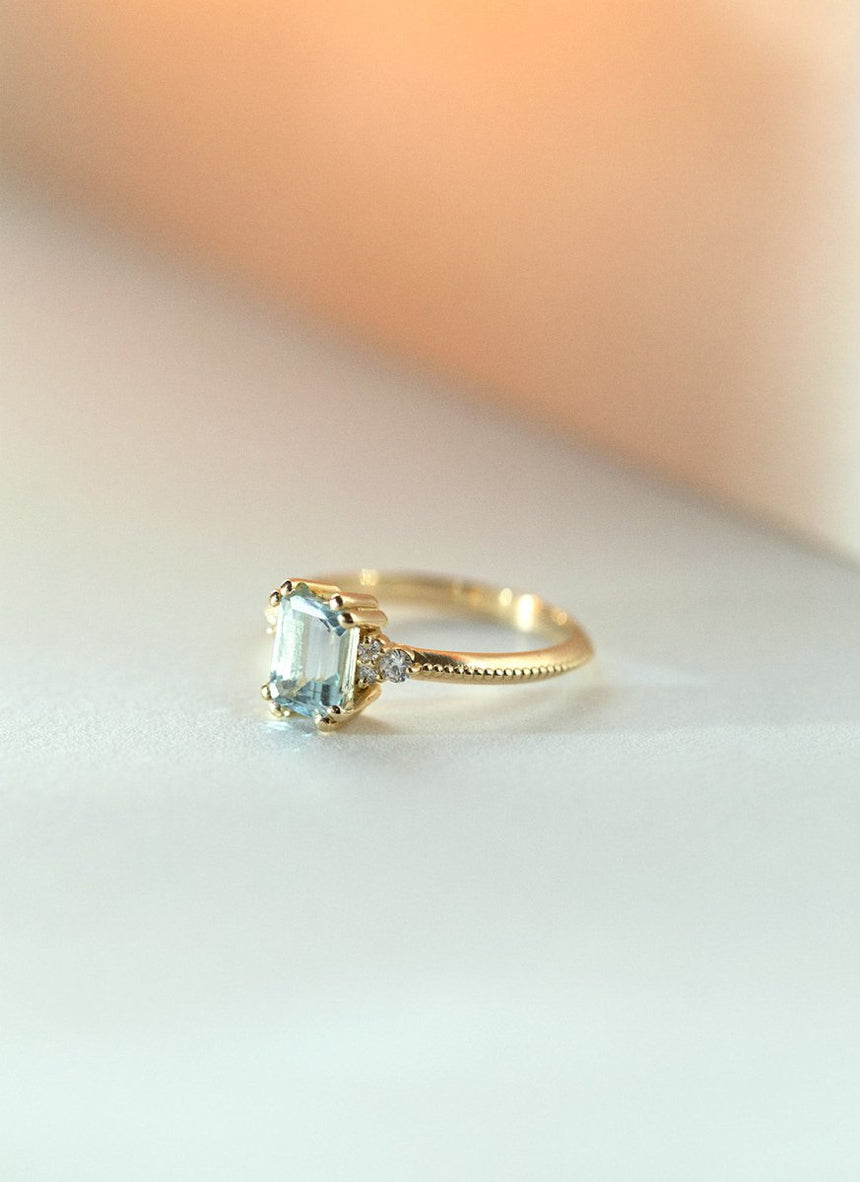 Judy aquamarine diamond ring 14k gold - Studio Kroewe