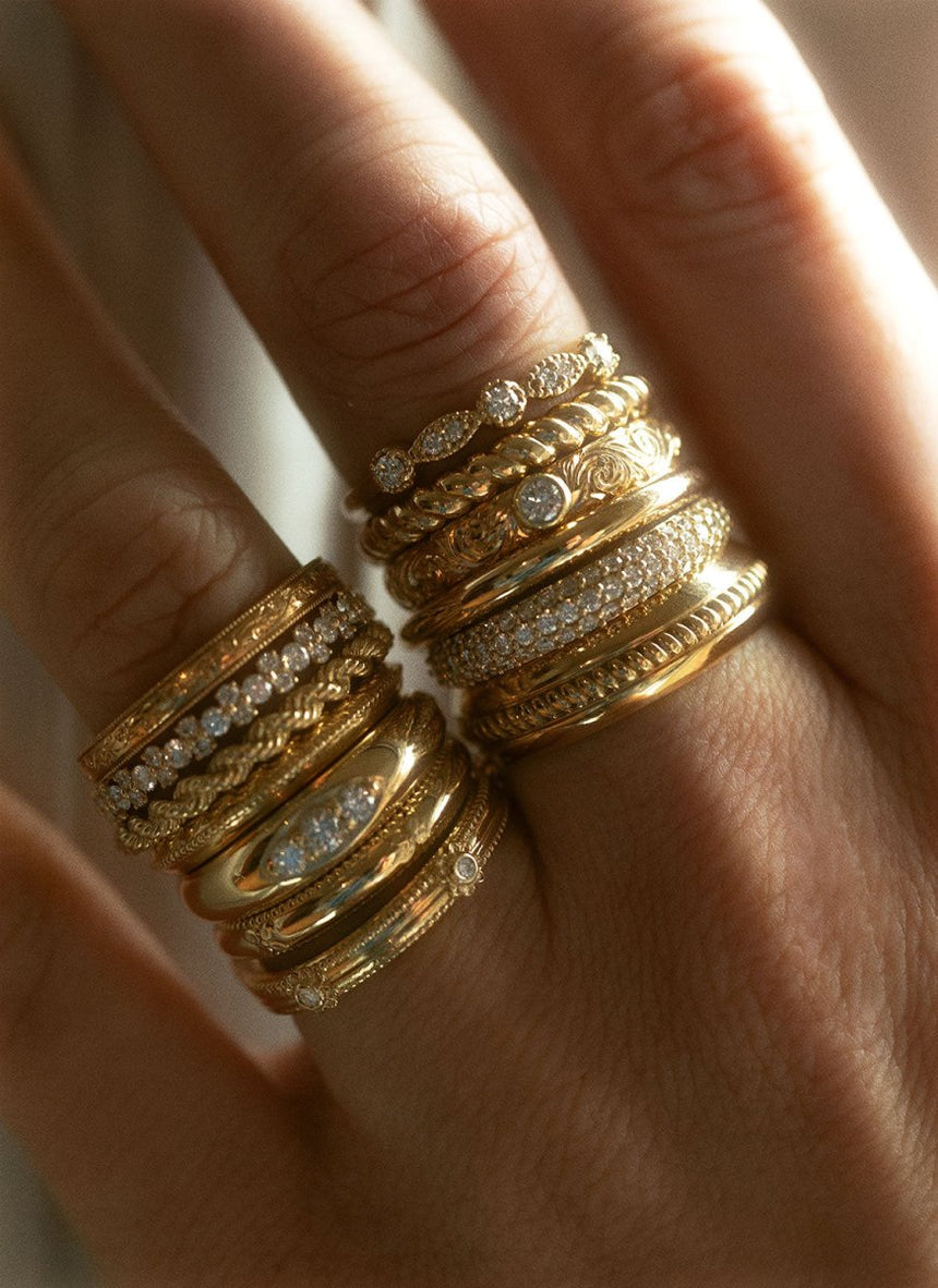Lee stacking ring 14k gold - Studio Kroewe