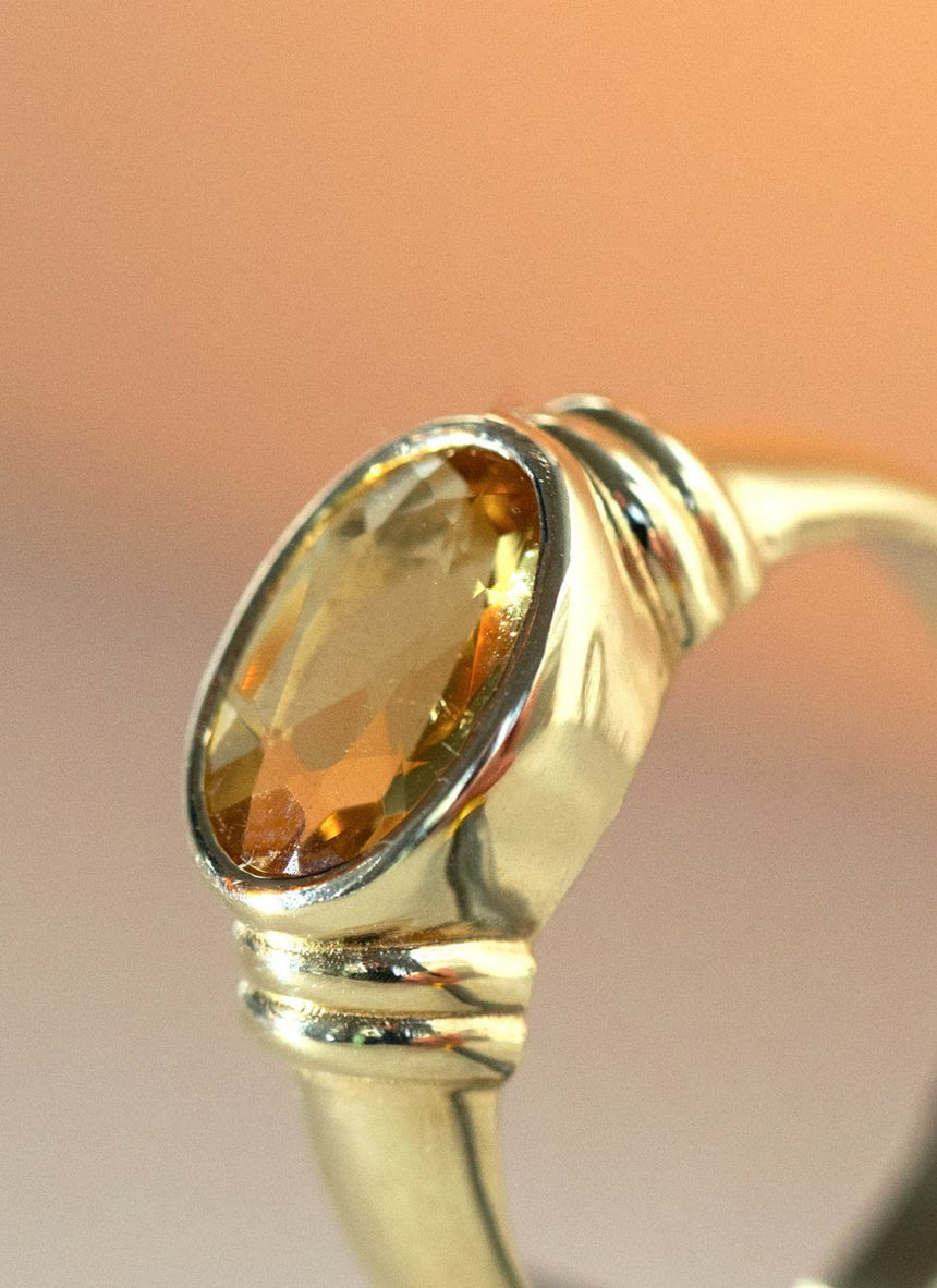 Limited Edition - Frankie golden beryl ring 14k gold - Studio Kroewe
