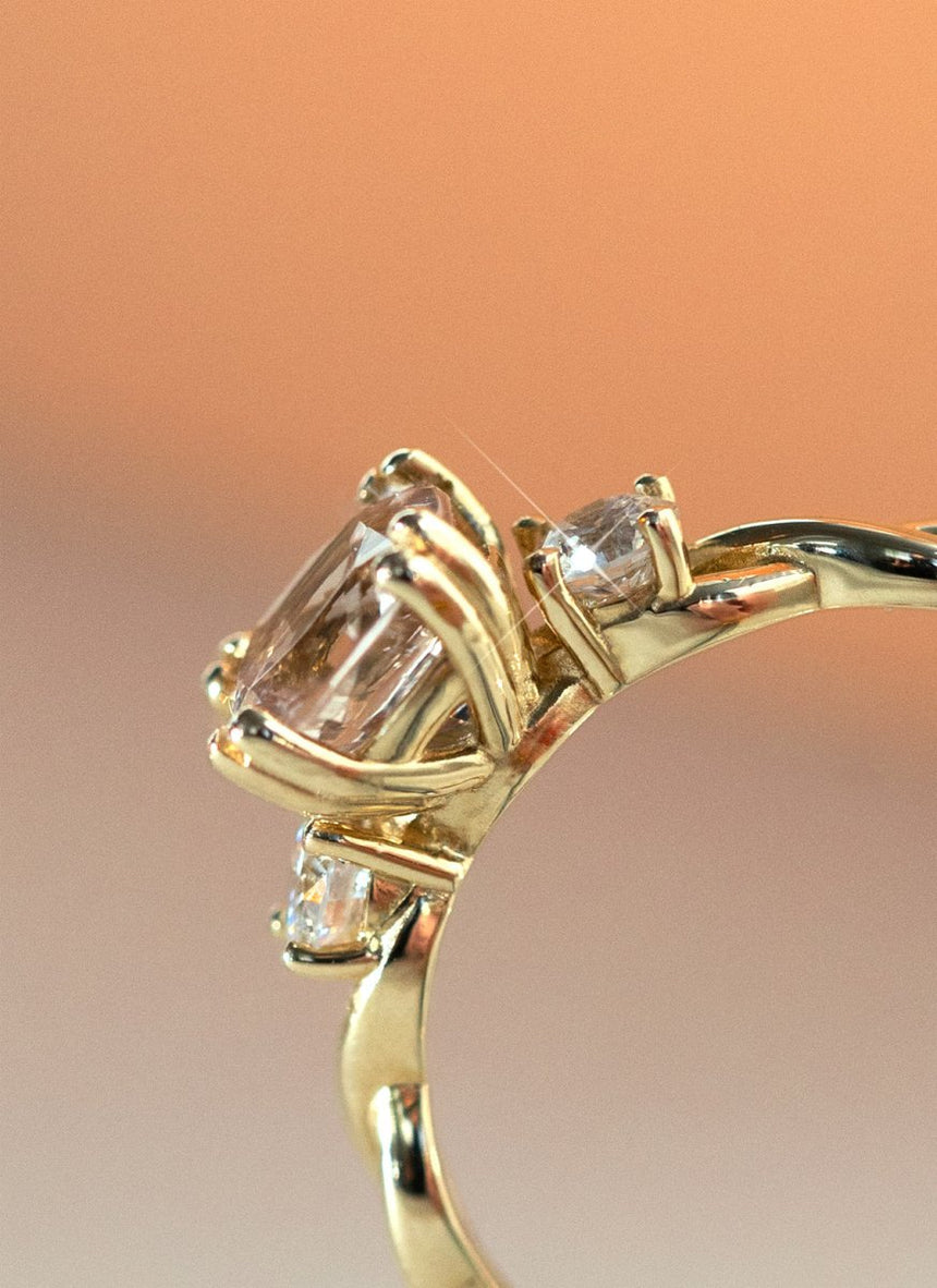 Limited Edition | River taupe tourmaline diamond ring 14k gold - Studio Kroewe
