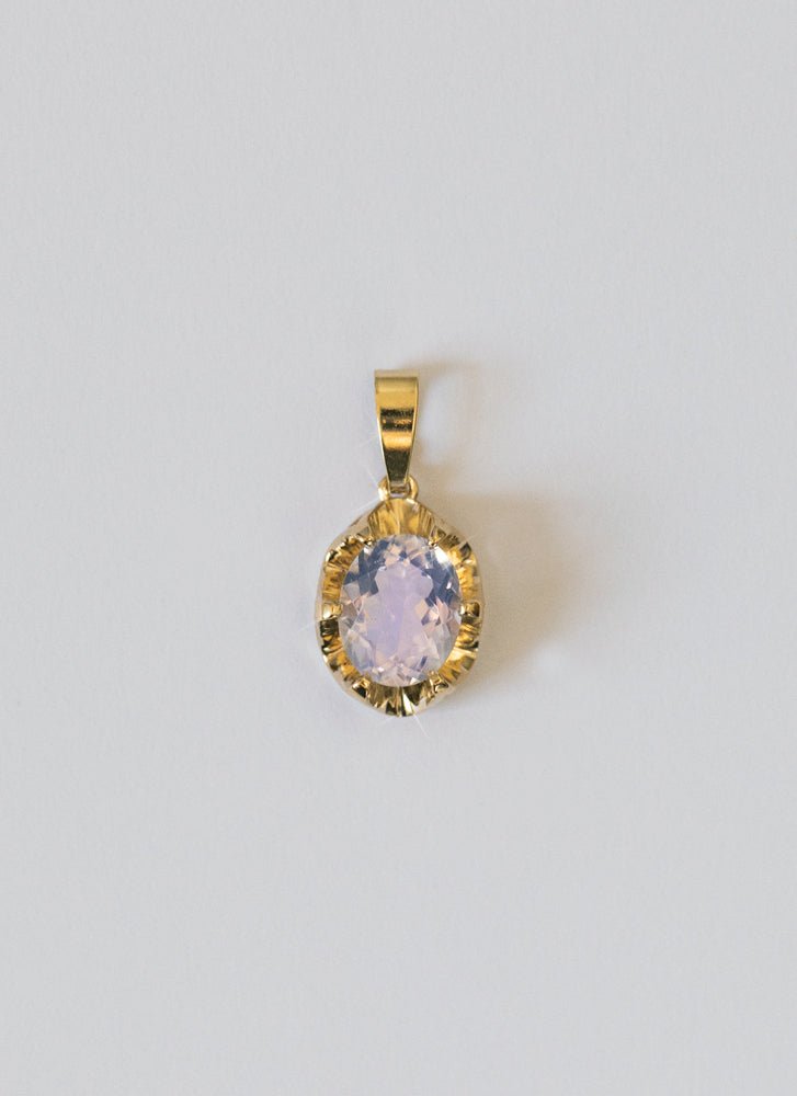 Lizzy moonquartz charm 14k gold - Studio Kroewe
