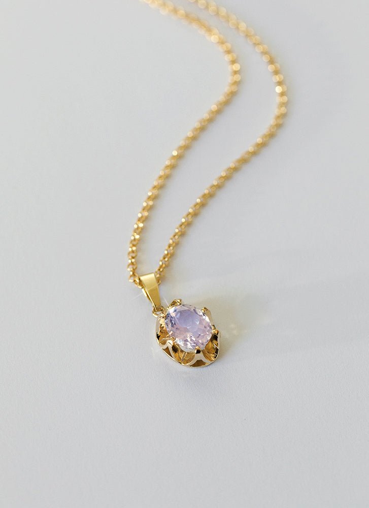 Lizzy moonquartz charm 14k gold - Studio Kroewe