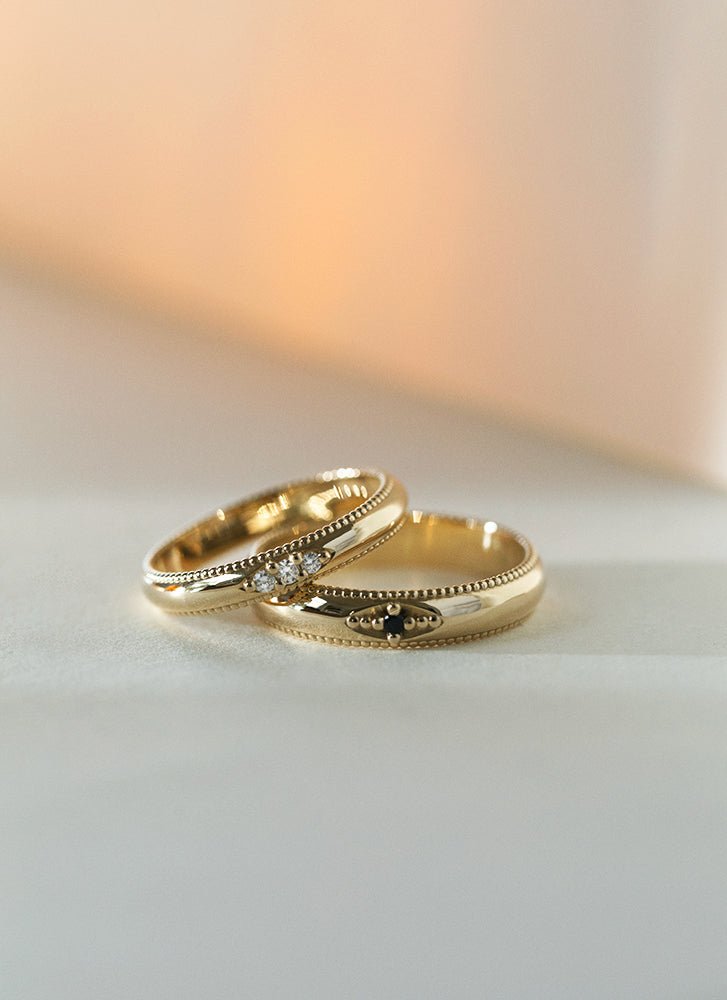 Lonny black sapphire ring 14k gold - Studio Kroewe