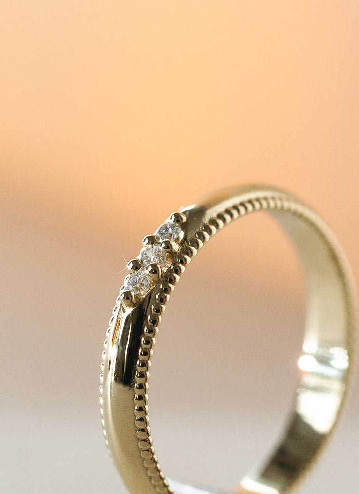 Lonny diamond ring 14k gold - Studio Kroewe