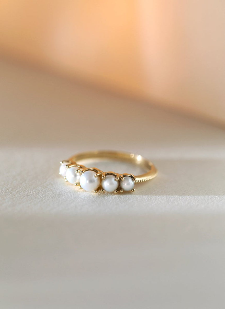 Lotta pearl ring 14k gold - Studio Kroewe