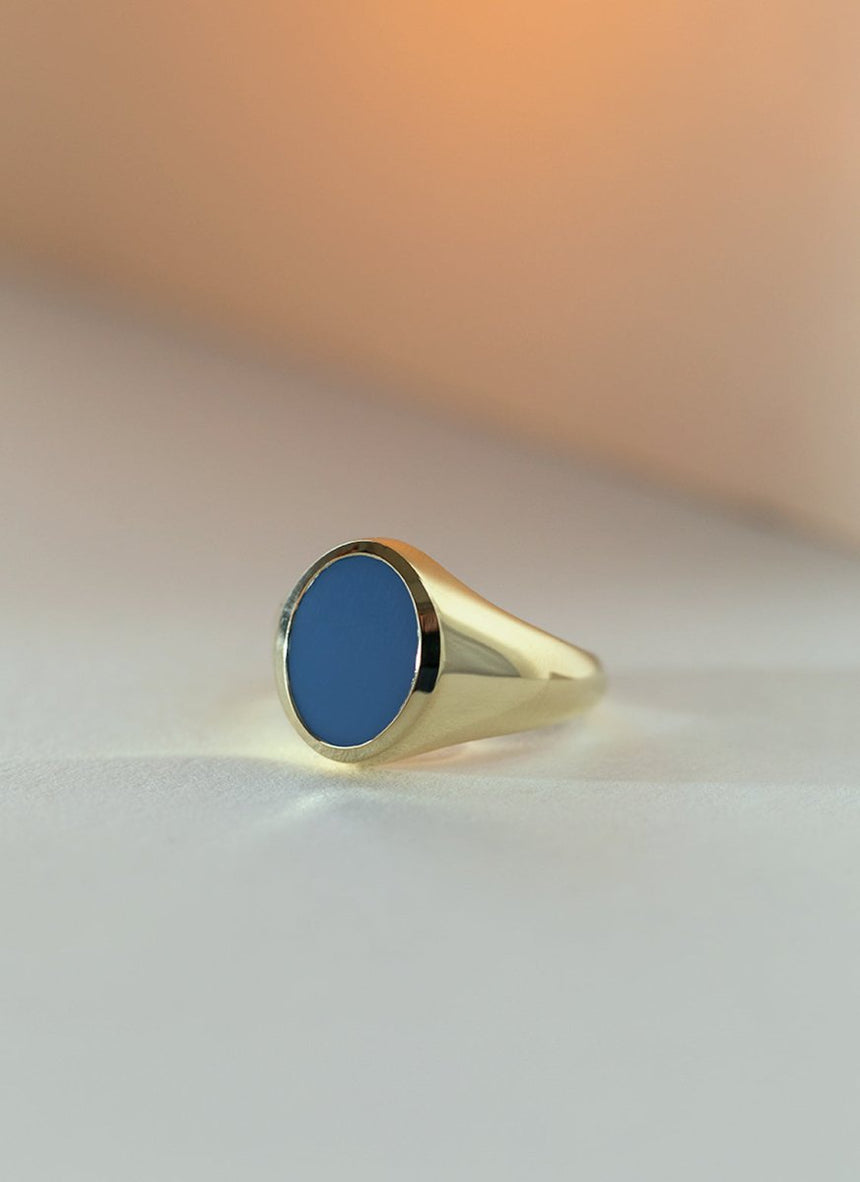 Lous signet ring 14k gold - Studio Kroewe