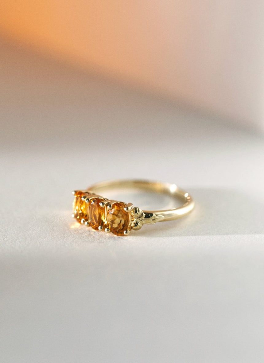 Max citrine ring 14k gold - Studio Kroewe